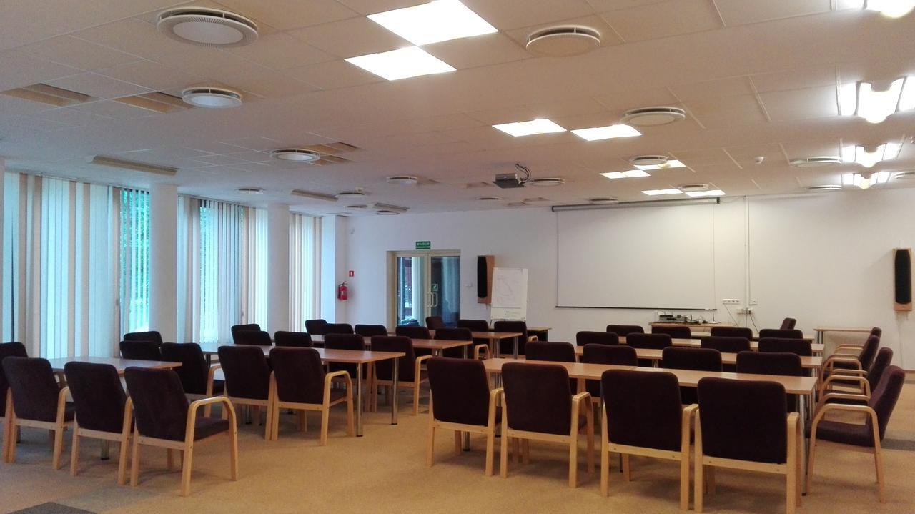 Osrodek Szkoleniowo - Wypoczynkowy Guzianka Hotel Ruciane-Nida Ngoại thất bức ảnh