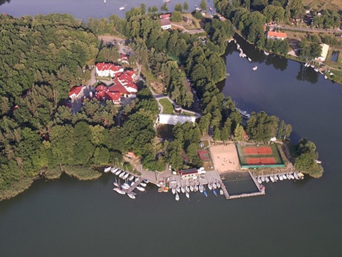 Osrodek Szkoleniowo - Wypoczynkowy Guzianka Hotel Ruciane-Nida Ngoại thất bức ảnh