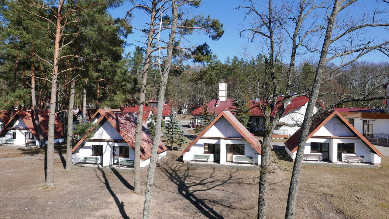 Osrodek Szkoleniowo - Wypoczynkowy Guzianka Hotel Ruciane-Nida Ngoại thất bức ảnh